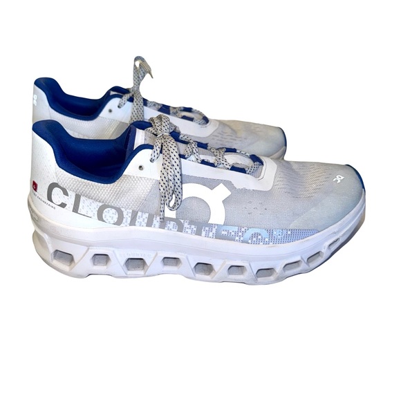 On Running The Cloudmonster Lightweight Cushioned Running Shoe Men’s 9 - Picture 1 of 6
